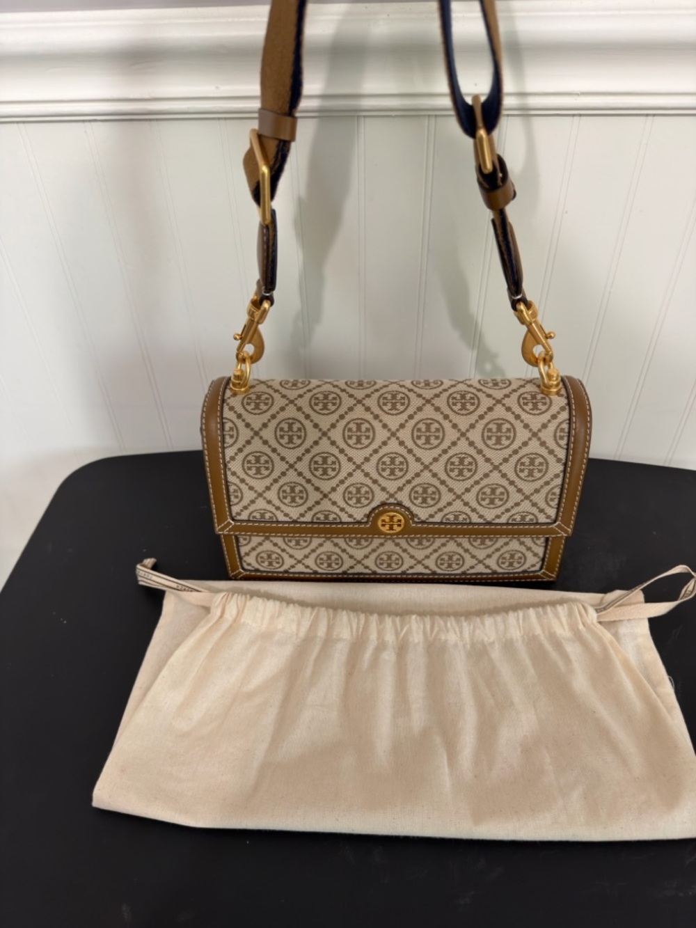 Tory Burch T monogram jacquard shoulder bag in hazelnut